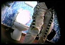 Скрытые камеры в женских туалетах видео